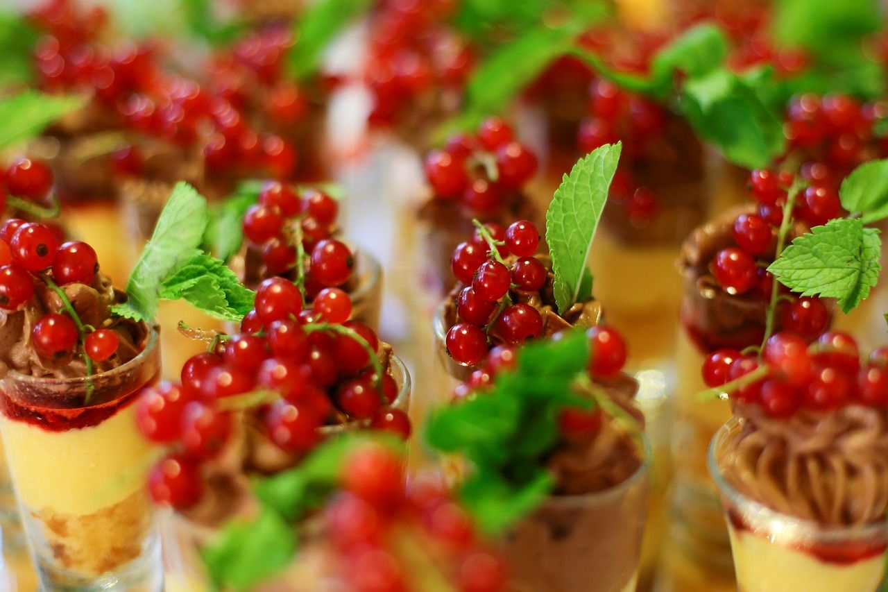 Papierowe torebki na sztućce: stylowy dodatek do cateringu