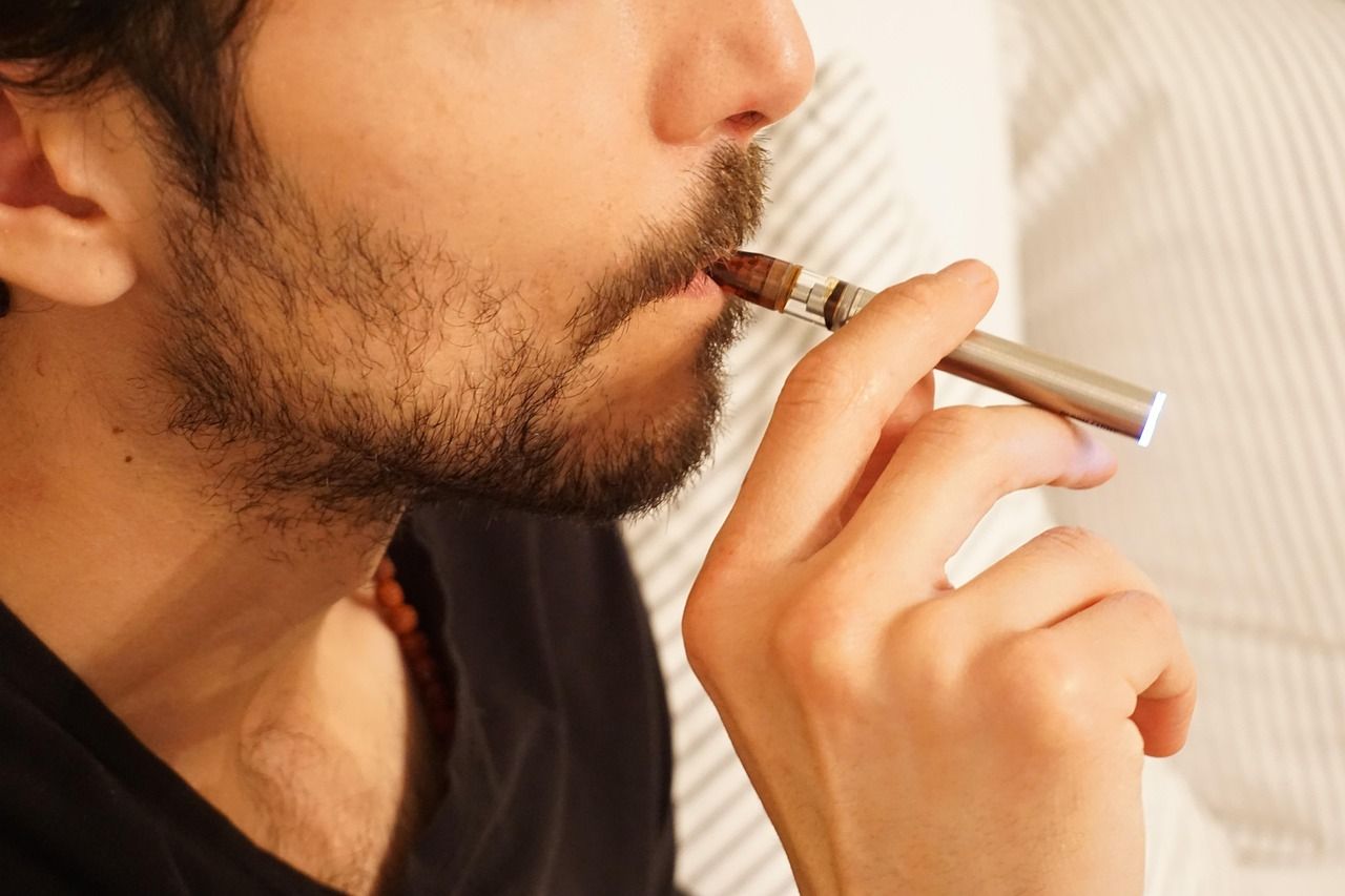Wybór idealnego elektronicznego papierosa - porady dla początkujących
